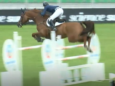 Harriet Nuttall & Galway Bay Jed win The Science Supplements All England Grand Prix